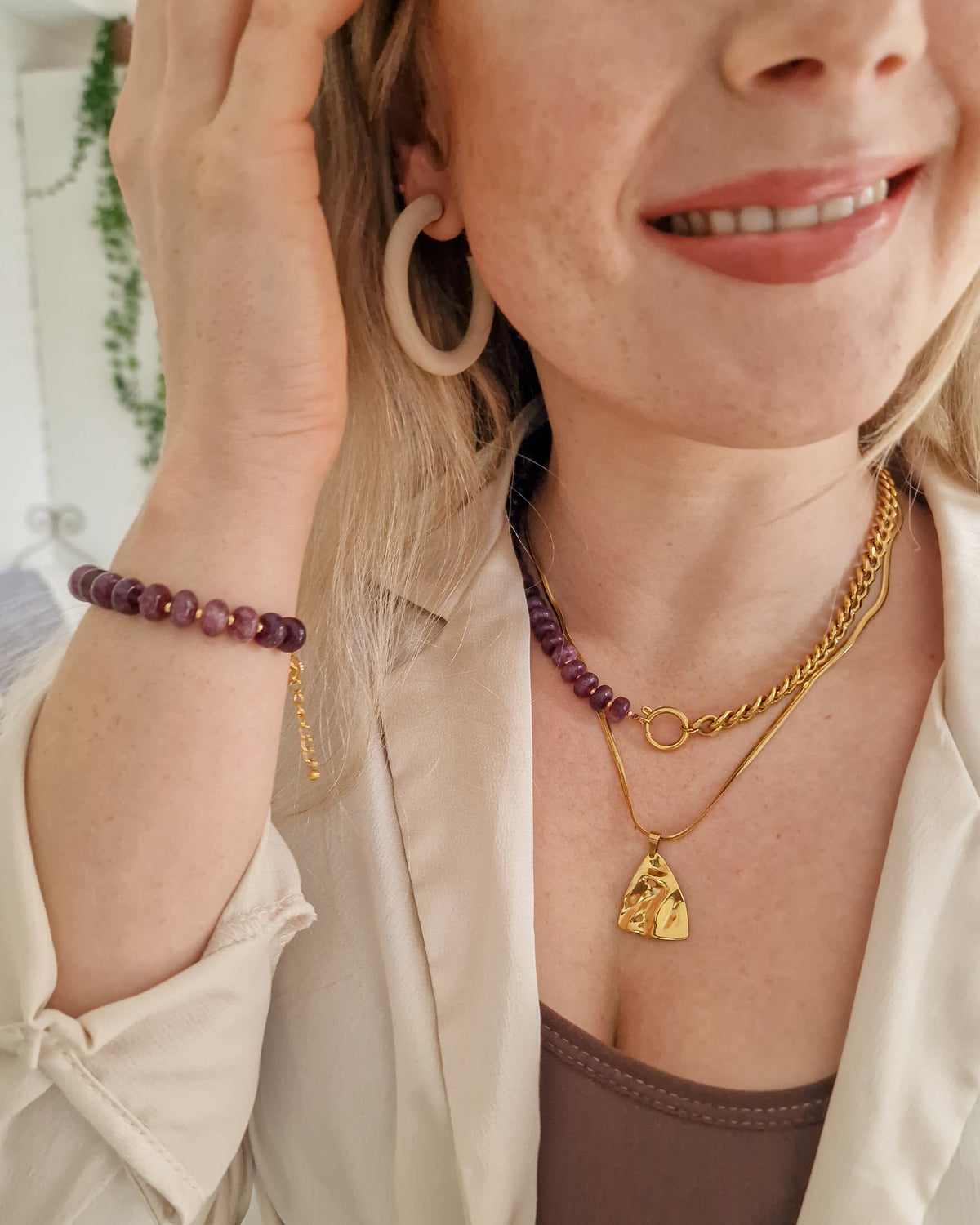 Armband Candy Plum Berry op model