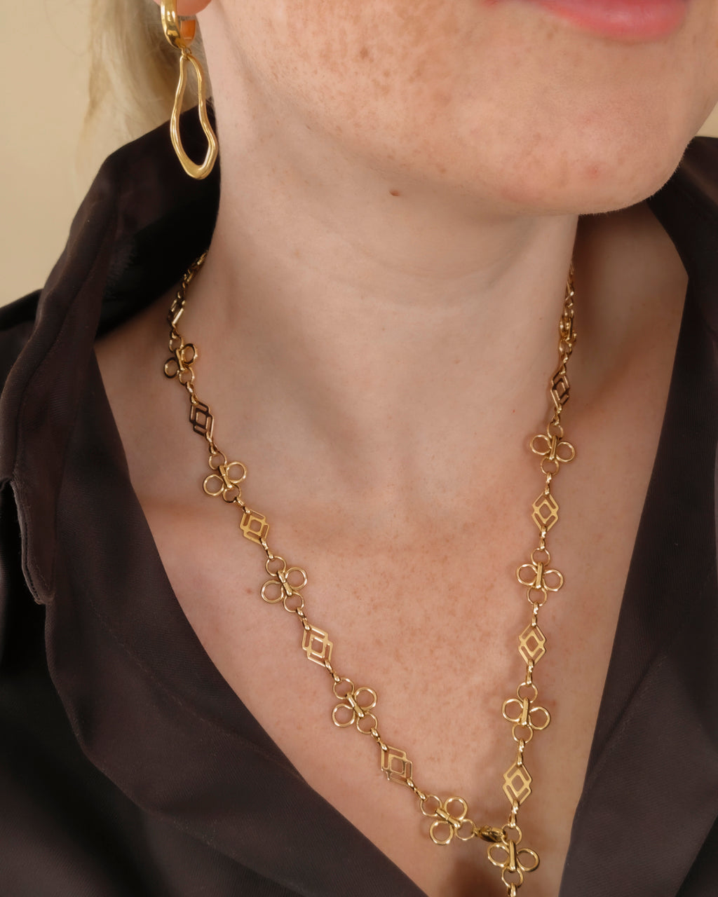 Detail van de Fleurette Ketting met verstelbare sluiting