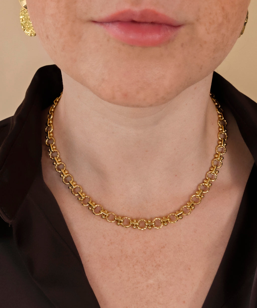 Lace Ketting langs de halslijn