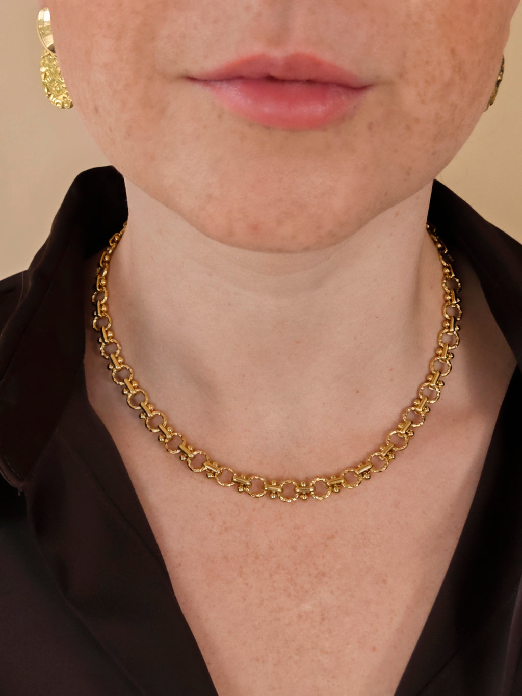 Lace Ketting langs de halslijn