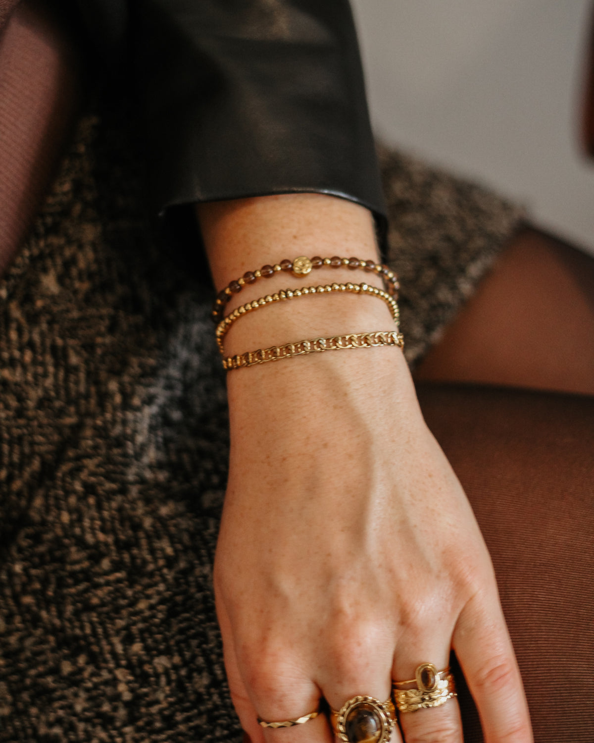 Armband Smokey Quartz Brown Small op model