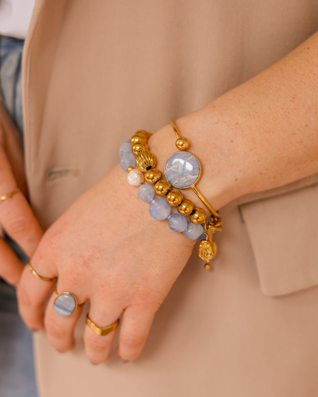 Armband Ocean Pearl op model