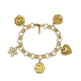 Gouden Coquette bedelarmband met bewerkte ronde schakels en vijf vaste bedels