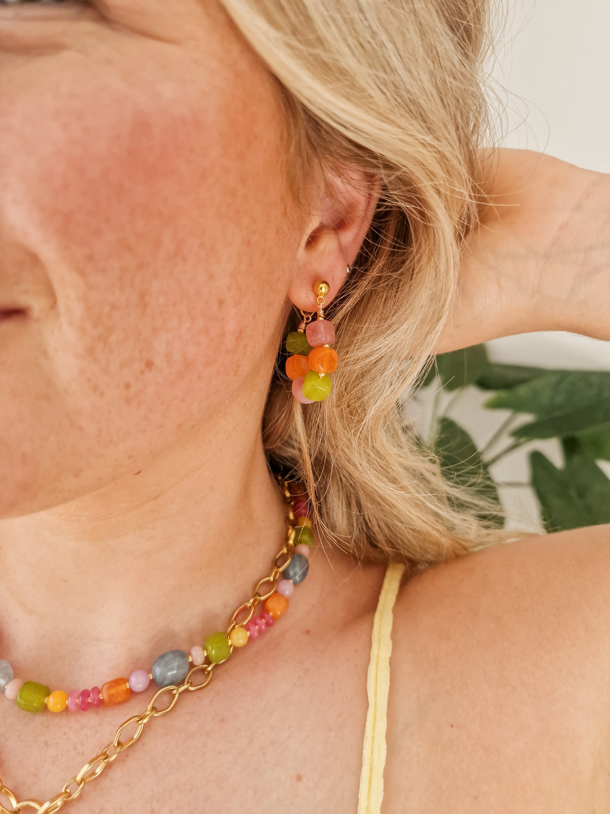 Oorbellen Kralen Warm Summer night op model